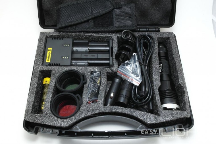 Kitul de vanatoare Nitecore P16 Kitul de vanatoare Nitecore P16
