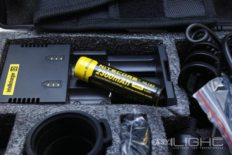 Kitul de vanatoare Nitecore P16 Kitul de vanatoare Nitecore P16